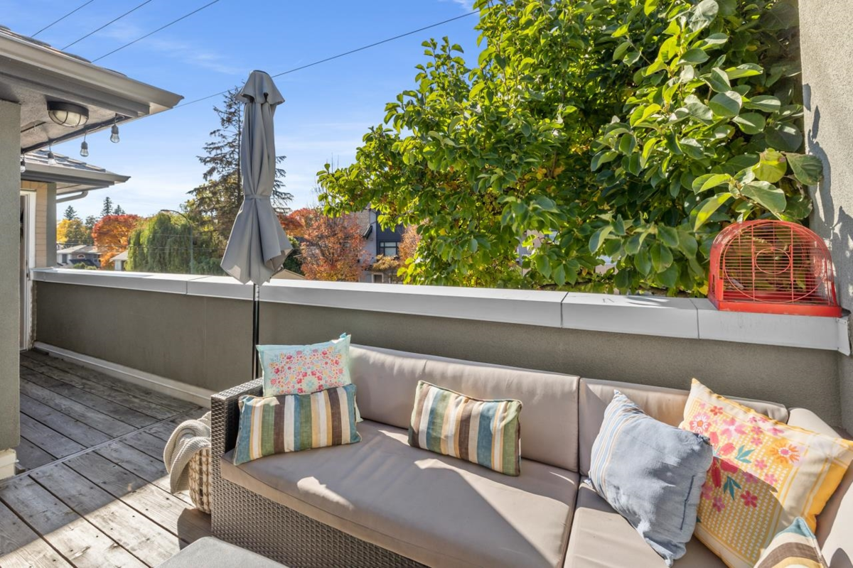 Entry Foyer Photo of 6 2880 W 33rd Avenue, Vancouver, BC