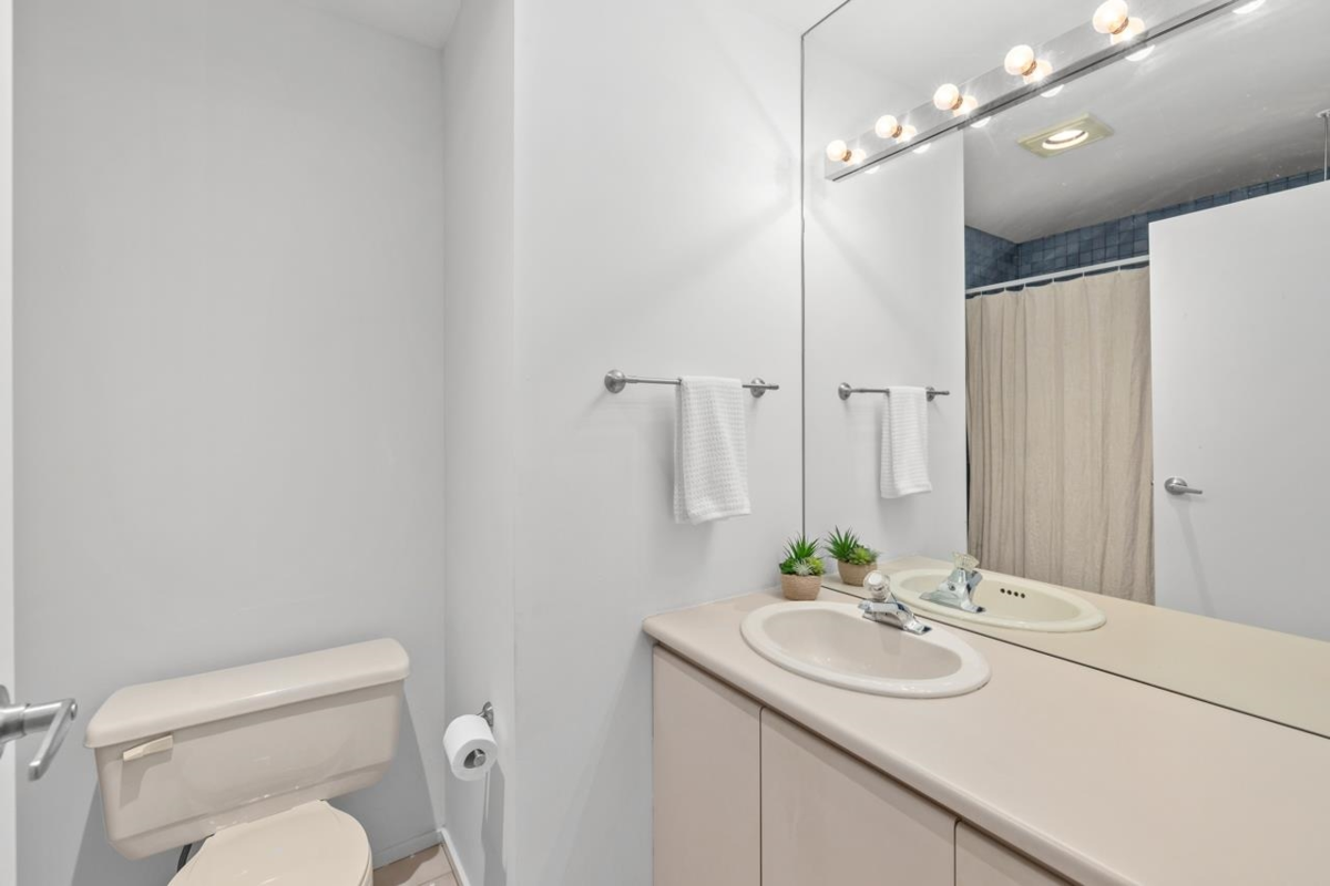 Office / Den Photo of 6 2880 W 33rd Avenue, Vancouver, BC