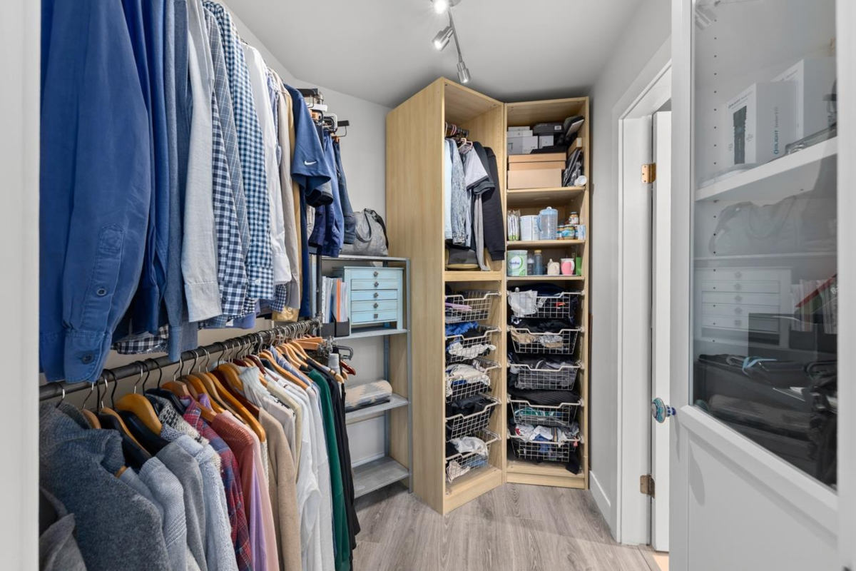 Powder Room Photo of 6 2880 W 33rd Avenue, Vancouver, BC