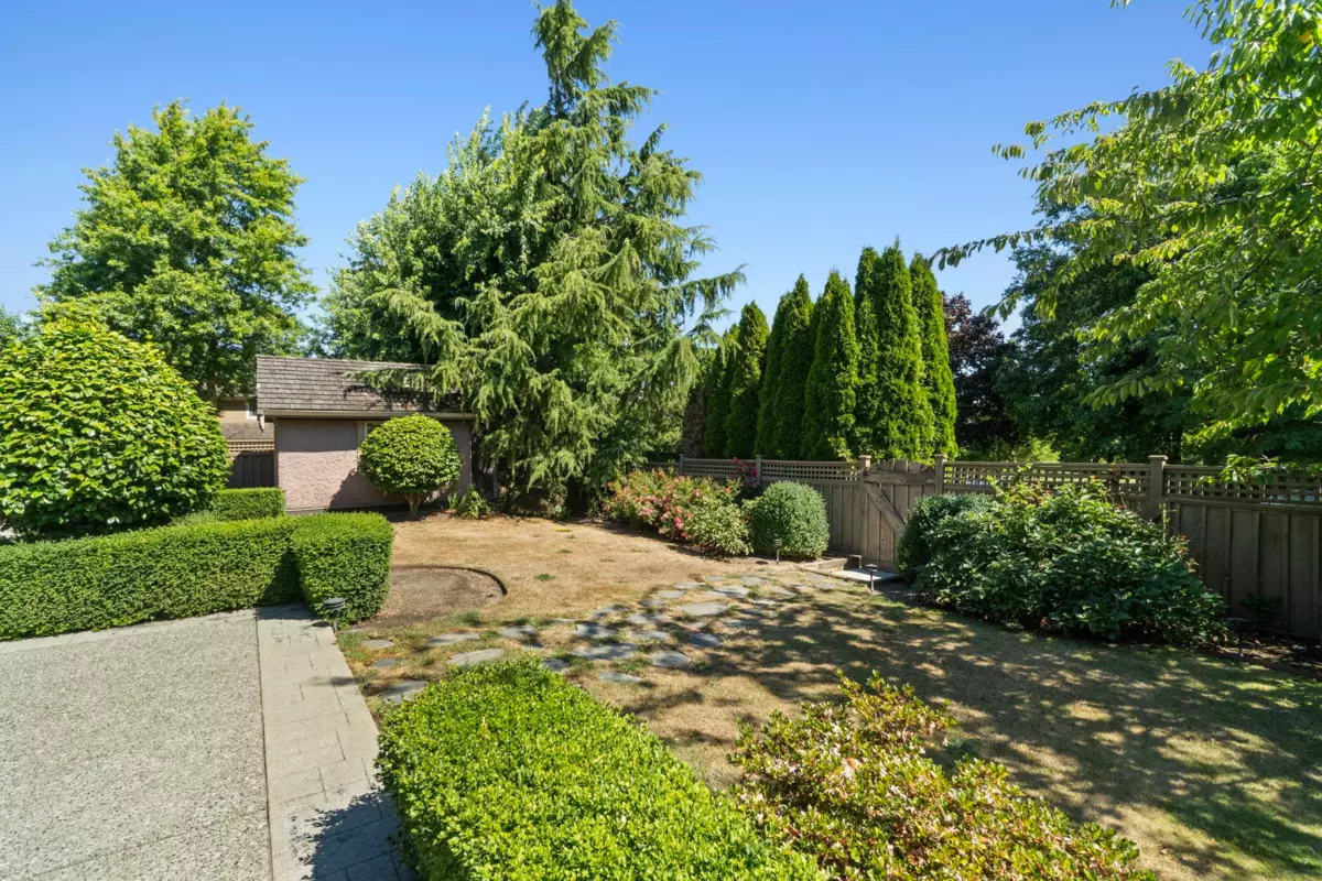 Community Amenities Photo (Clubhouse) of 3918 156b Street, Surrey, BC