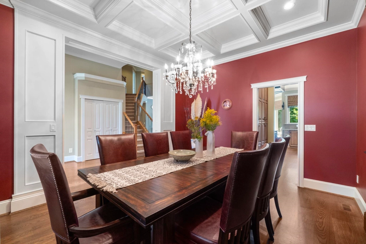 Dining Area Photo of 3918 156b Street, Surrey, BC
