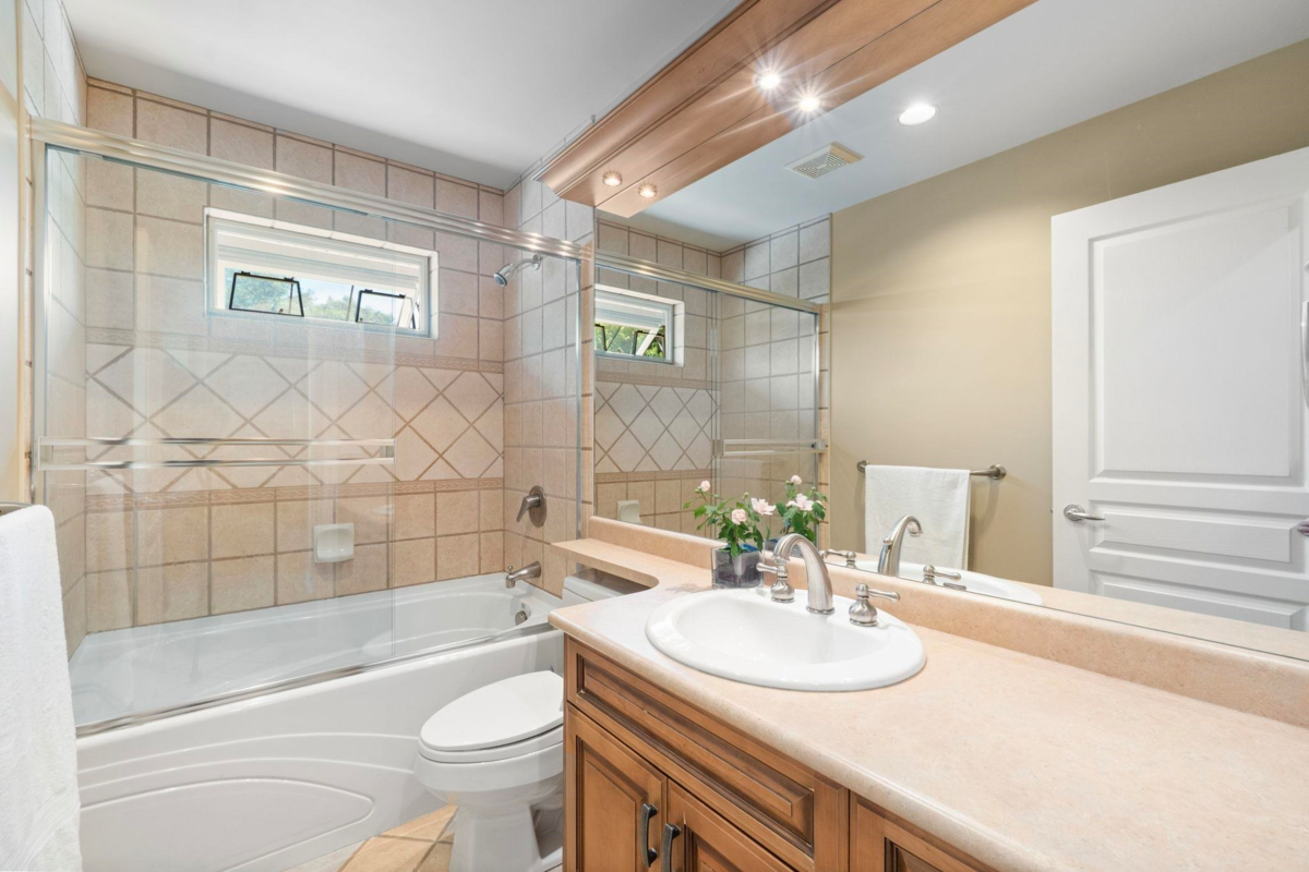 Garden / Landscaping Photo of 3918 156b Street, Surrey, BC