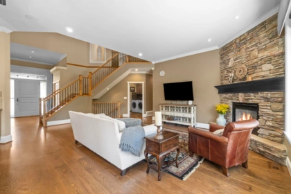 3918 156b Street, Surrey, BC, Surrey — Single Family Residence for sale