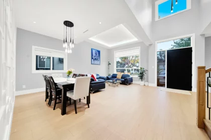 Kitchen Photo of 14169 75a Avenue, Surrey, BC