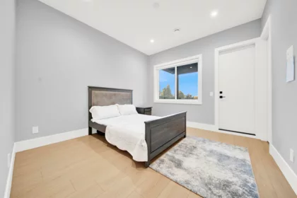 Primary Bathroom Photo of 14169 75a Avenue, Surrey, BC
