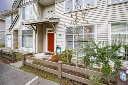 65 6465 184a Street, Surrey, BC, Surrey — Townhouse for sale