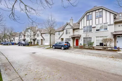 65 6465 184a Street, Surrey, BC, Surrey — Townhouse for sale
