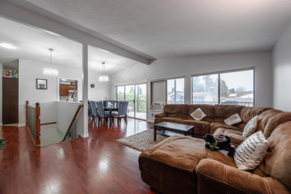 Dining Area Photo of 3237 Atwater Crescent, Abbotsford, BC