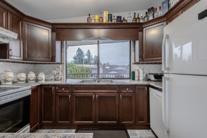 Primary Bathroom Photo of 3237 Atwater Crescent, Abbotsford, BC