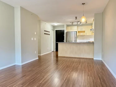 501 3178 Dayanee Springs Boulevard, Coquitlam, BC