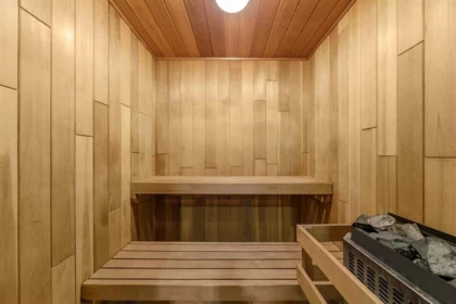 Staircase Photo of 501 3178 Dayanee Springs Boulevard, Coquitlam, BC