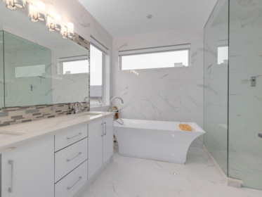 Entry Foyer Photo of 2875 164a Street, Surrey, BC