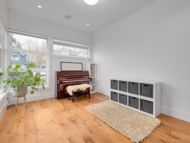 Family Room Photo of 2875 164a Street, Surrey, BC