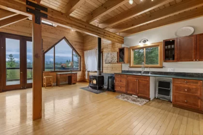 Breakfast Nook Photo of 3492 Blackwater Road, D'Arcy, BC