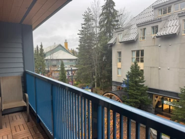 207/307 4321 Village Gate (Week 9) Boulevard, Whistler, BC, Whistler — Apartment/Condo for sale