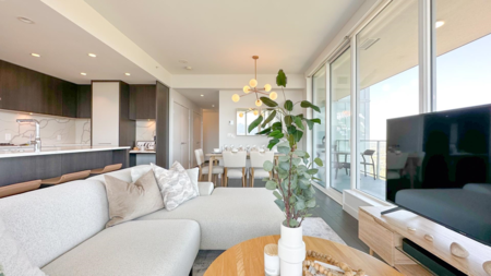 Breakfast Nook Photo of 4702 567 Clarke Road, Coquitlam, BC