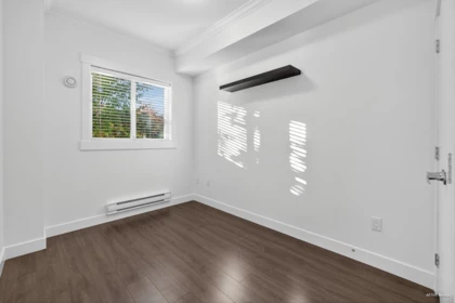 Powder Room Photo of 17 7247 140 Street, Surrey, BC