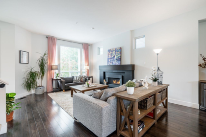 Dining Area Photo of 10489 Robertson Street, Maple Ridge, BC