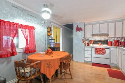 Breakfast Nook Photo of 5 9267 Shook Road, Mission, BC