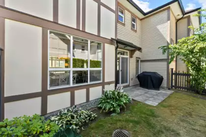 Staircase Photo of 13 7848 209 Street, Langley, BC