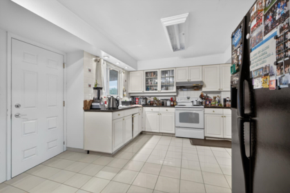 Breakfast Nook Photo of 9631 Gilbert Crescent, Richmond, BC