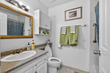 Primary Bathroom Photo of 9631 Gilbert Crescent, Richmond, BC