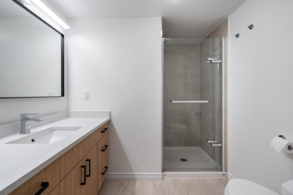 Mudroom Photo of 806 121 Tenth Street, New Westminster, BC