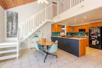 Breakfast Nook Photo of 3454 Liverpool Street, Port Coquitlam, BC