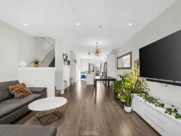 63 843 Ewen Avenue, New Westminster, BC