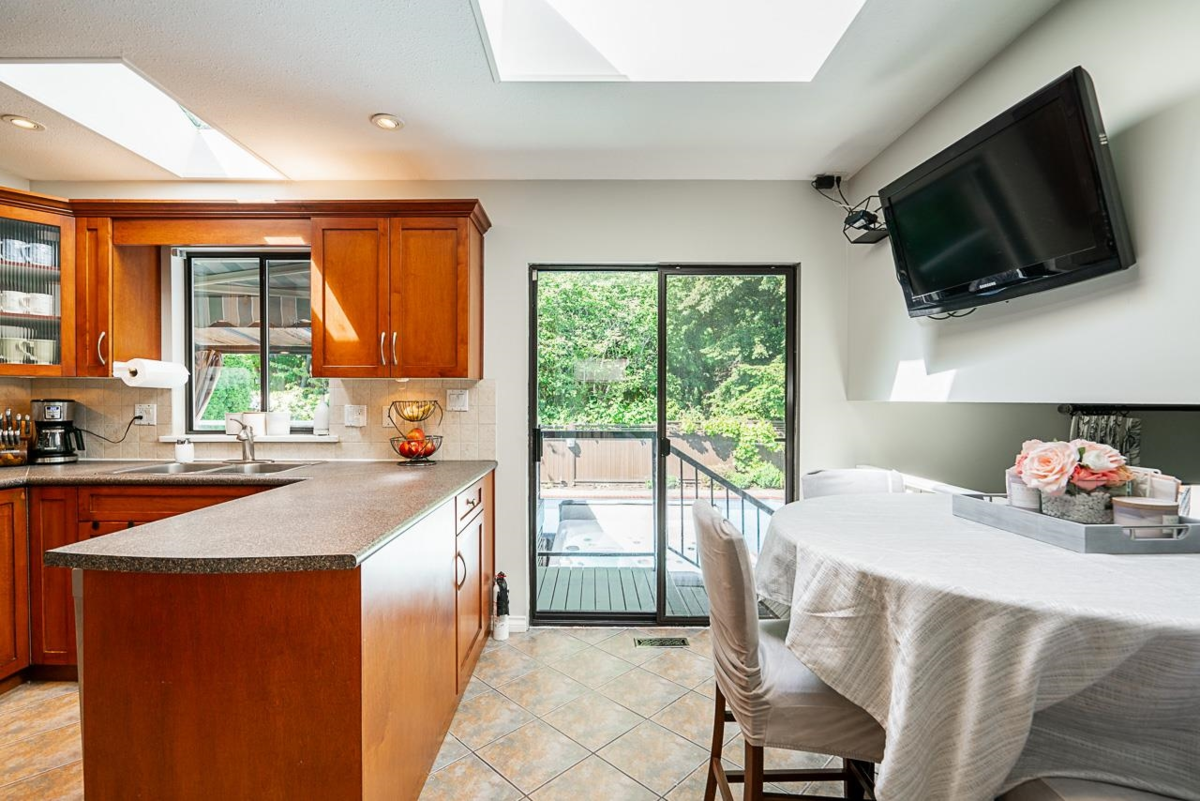 Primary Bedroom Photo of 14449 19a Avenue, Surrey, BC