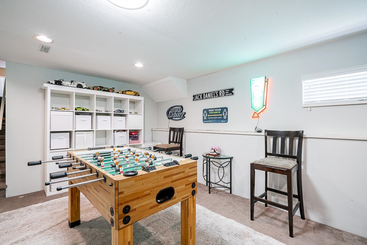 Staircase Photo of 14449 19a Avenue, Surrey, BC