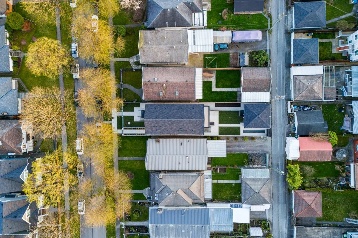 Garden / Landscaping Photo of 1 5459 Rhodes Street, Vancouver, BC