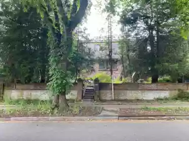 2371 E 6th Avenue, Vancouver, BC, Hastings Sunrise — 4 bed single family residence for sale