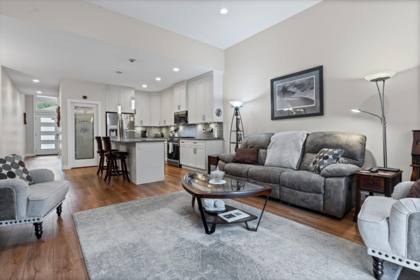Family Room Photo of 85 46110 Thomas Road, Chilliwack, BC