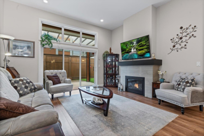 Living Room Photo of 85 46110 Thomas Road, Chilliwack, BC