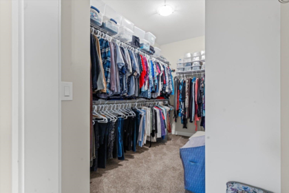 Walk-In Closet Photo of 85 46110 Thomas Road, Chilliwack, BC