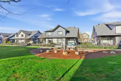 2478A Wren Drive, Delta, BC, Boundary Beach — 3 bed half duplex for sale