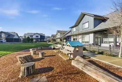 Front Yard Photo of 2478A Wren Drive, Delta, BC
