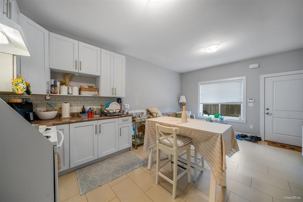 Laundry Room Photo of 7753 Wedgewood Street, Burnaby, BC