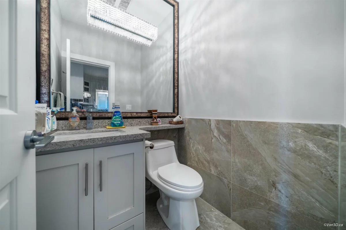 Primary Bathroom Photo of 7753 Wedgewood Street, Burnaby, BC