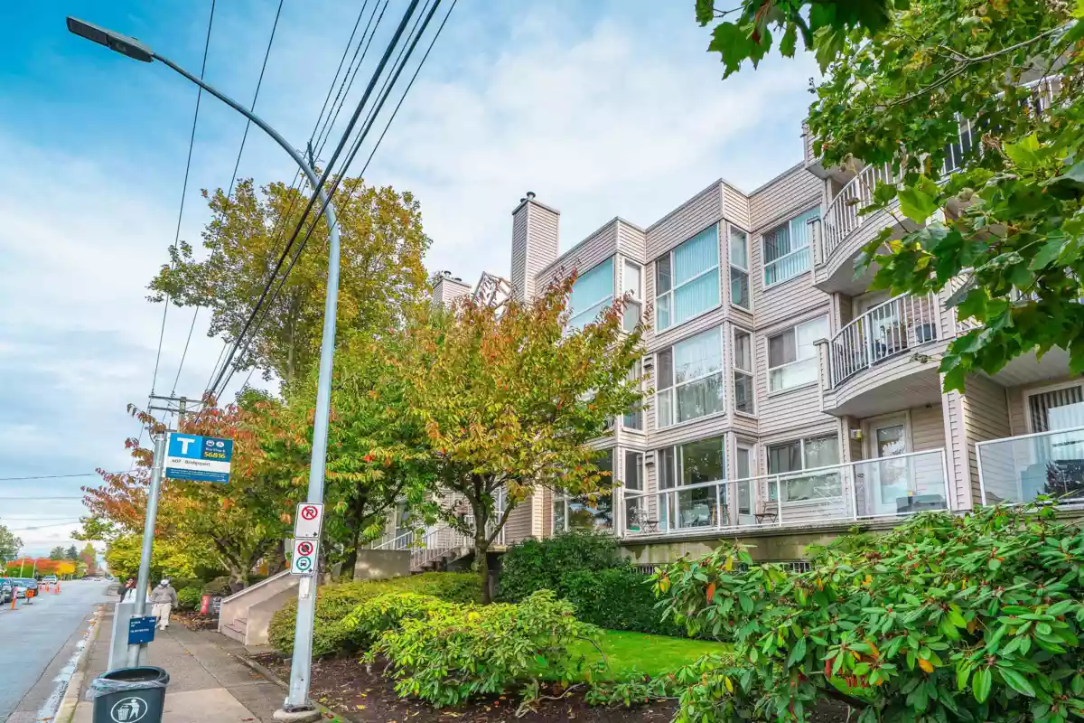 Basement Recreation Room Photo of 304 7700 Gilbert Road, Richmond, BC