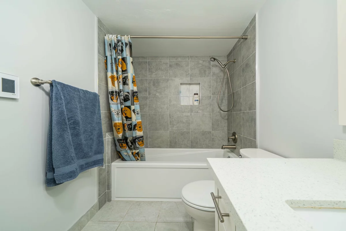 Bedroom 3 Photo of 304 7700 Gilbert Road, Richmond, BC