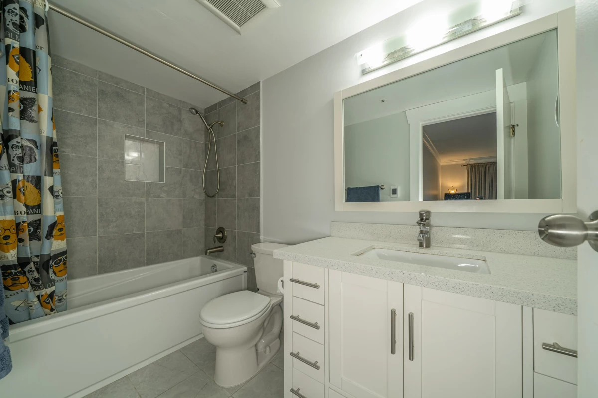 Bedroom 4 Photo of 304 7700 Gilbert Road, Richmond, BC