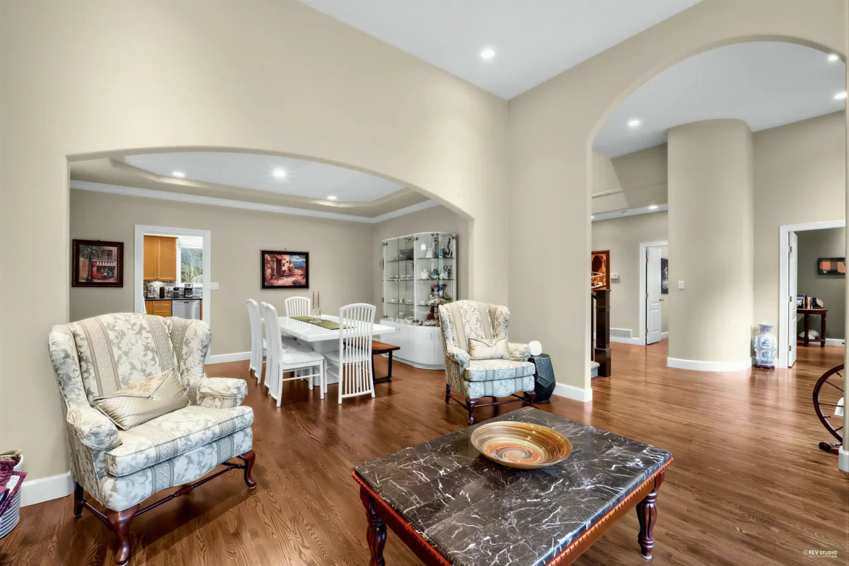 Family Room Photo of 2244 Edgemont Boulevard, North Vancouver, BC