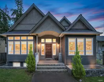 Community Amenities Photo (Clubhouse) of 2244 Edgemont Boulevard, North Vancouver, BC