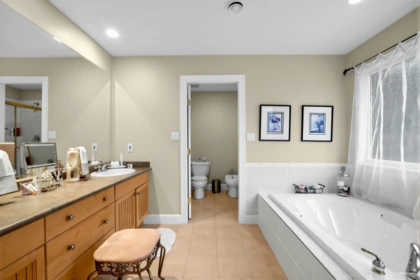 Guest Bathroom Photo of 2244 Edgemont Boulevard, North Vancouver, BC
