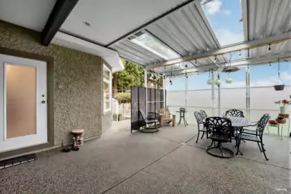 Outdoor Deck Photo of 2244 Edgemont Boulevard, North Vancouver, BC