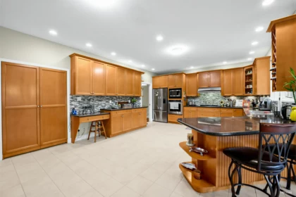 Pantry Photo of 2244 Edgemont Boulevard, North Vancouver, BC