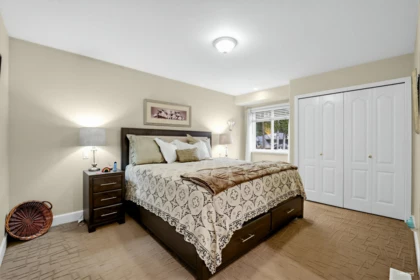 Powder Room Photo of 2244 Edgemont Boulevard, North Vancouver, BC