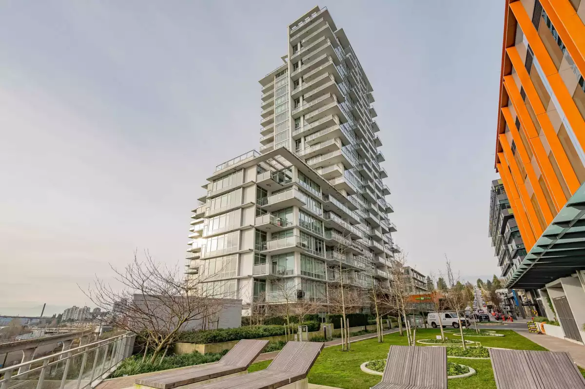 Exterior Front Photo of 1804 258 Nelson's Court, New Westminster, BC